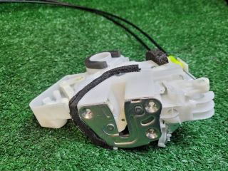 bontott SUZUKI VITARA Bal első Központizár Motor