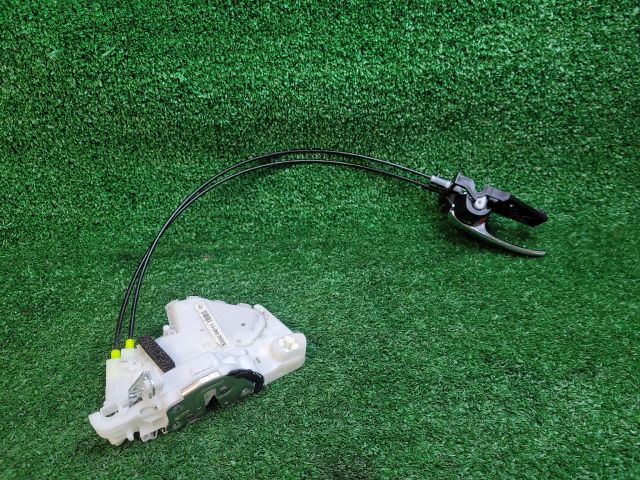 bontott SUZUKI VITARA Bal első Központizár Motor