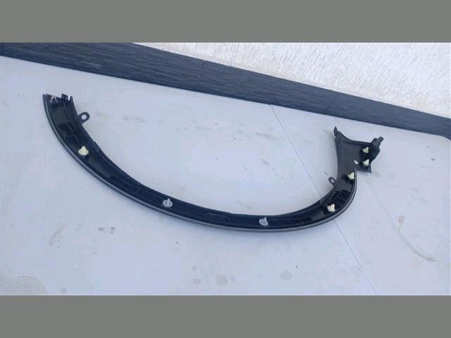 bontott SUZUKI VITARA Bal első Sárvédő Díszléc