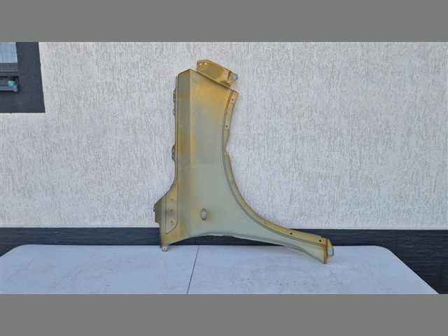 bontott SUZUKI VITARA Bal első Sárvédő