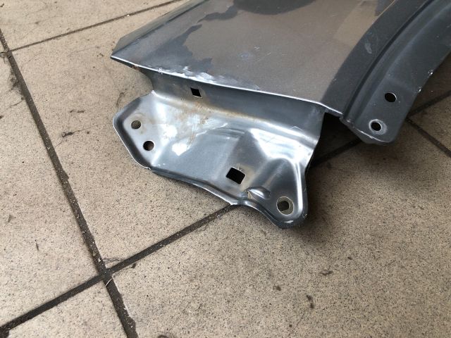 bontott SUZUKI VITARA Bal első Sárvédő