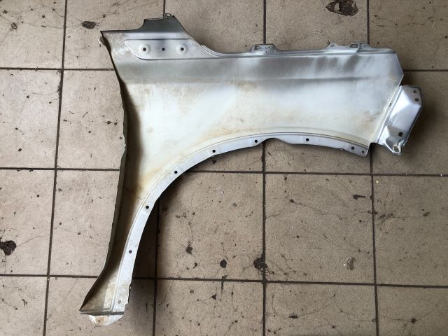 bontott SUZUKI VITARA Bal első Sárvédő