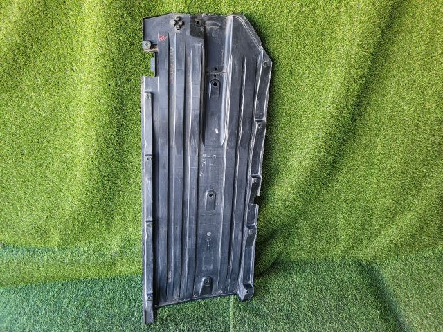 bontott SUZUKI VITARA Bal Fenéklemez