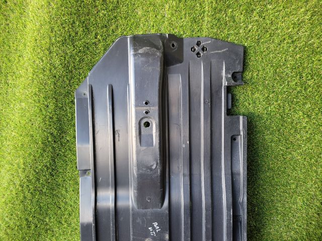 bontott SUZUKI VITARA Bal Fenéklemez