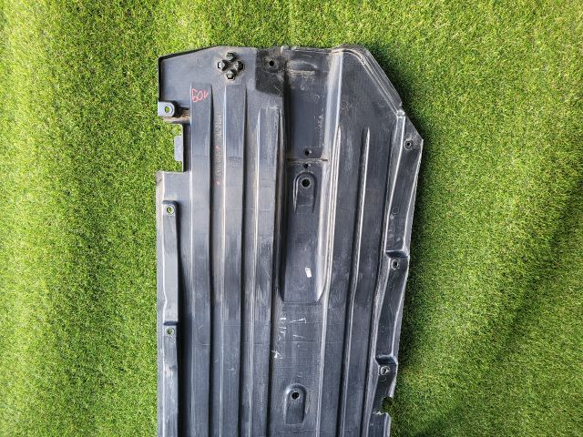 bontott SUZUKI VITARA Bal Fenéklemez