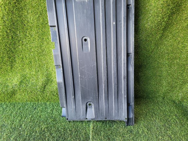 bontott SUZUKI VITARA Bal Fenéklemez