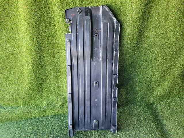 bontott SUZUKI VITARA Bal Fenéklemez