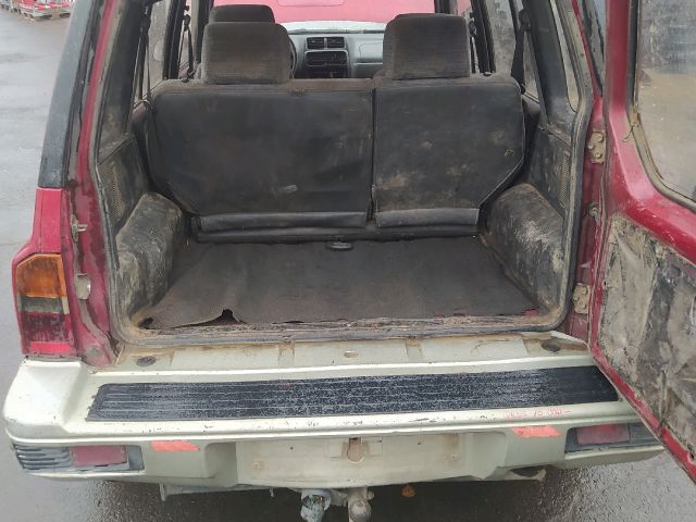 bontott SUZUKI VITARA Bal hátsó Ajtó (Üres lemez)