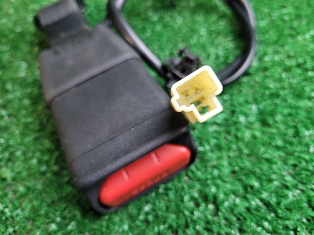 bontott SUZUKI VITARA Bal hátsó Biztonsági Öv Csat