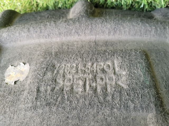 bontott SUZUKI VITARA Bal hátsó Dobbetét (Kerékjárati, Műanyag)