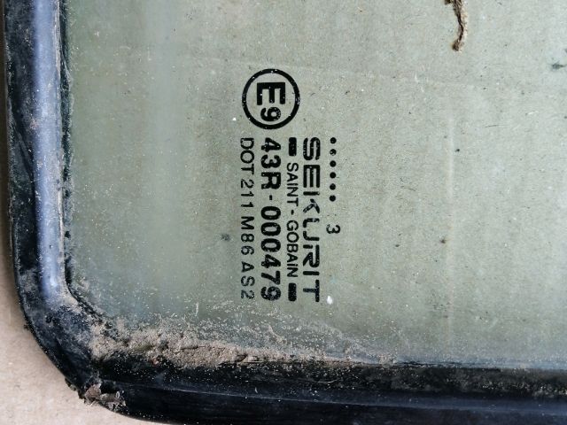 bontott SUZUKI VITARA Bal hátsó Fixüveg (Ajtóban)