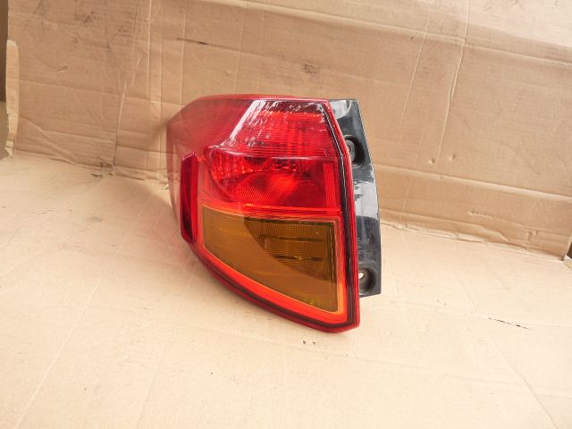 bontott SUZUKI VITARA Bal Hátsó Lámpa