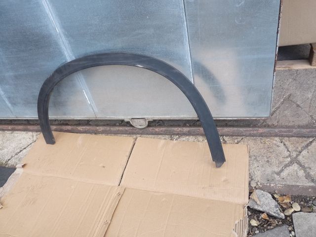 bontott SUZUKI VITARA Bal hátsó Sárvédő Díszléc