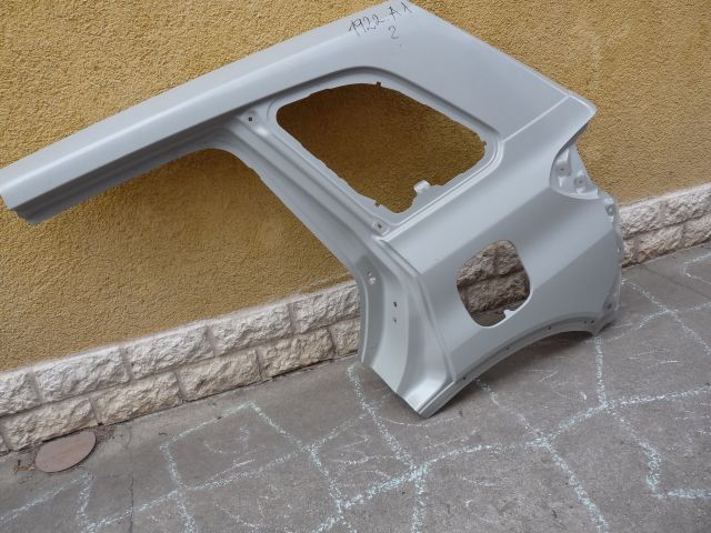 bontott SUZUKI VITARA Bal hátsó Sárvédő