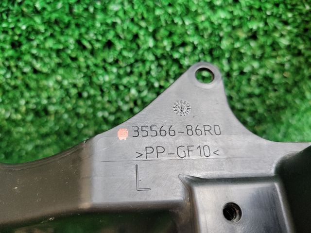 bontott SUZUKI VITARA Bal Ködfényszóró Tartó