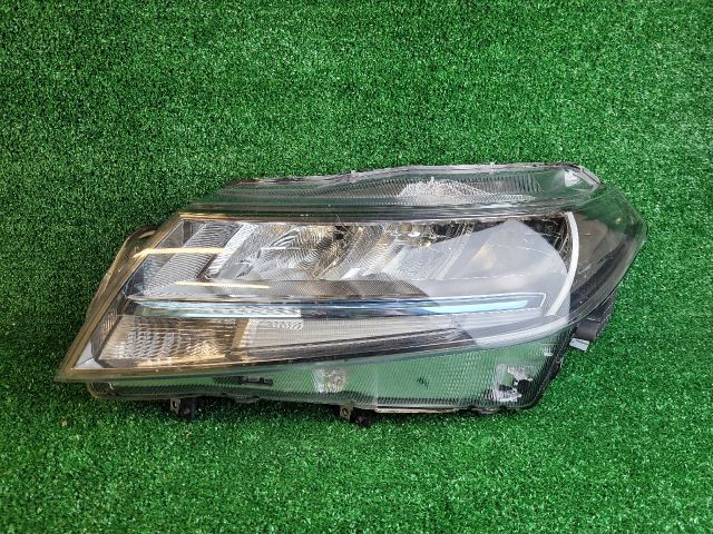 bontott SUZUKI VITARA Bal Ledes Fényszóró