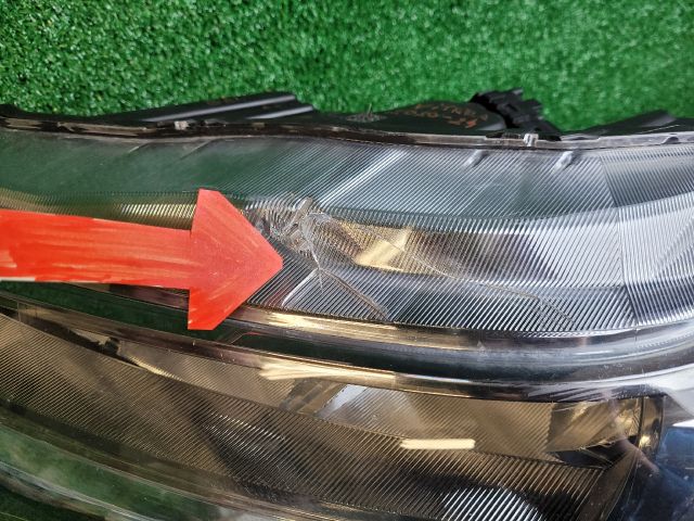 bontott SUZUKI VITARA Bal Ledes Fényszóró