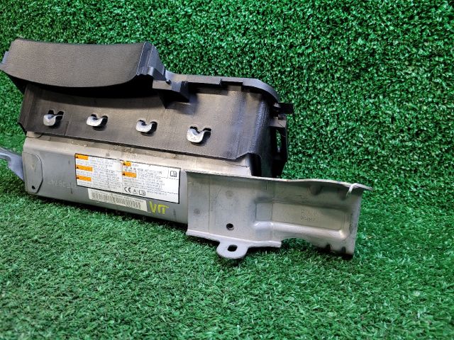 bontott SUZUKI VITARA Bal Térdlégzsák