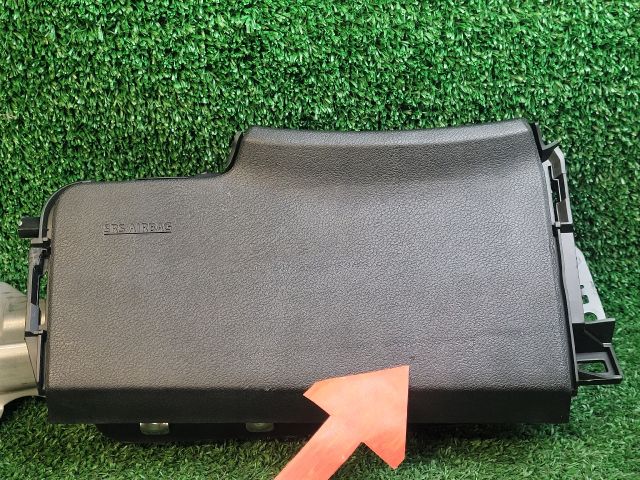 bontott SUZUKI VITARA Bal Térdlégzsák