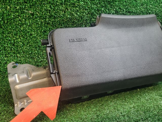 bontott SUZUKI VITARA Bal Térdlégzsák