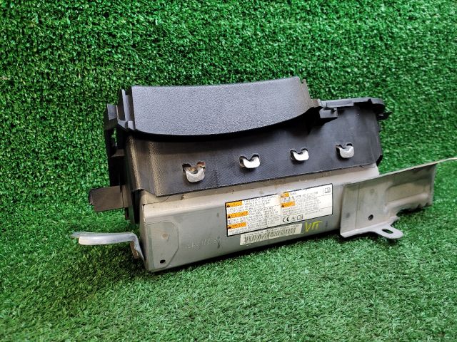 bontott SUZUKI VITARA Bal Térdlégzsák