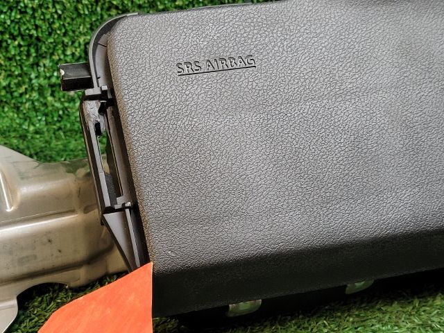 bontott SUZUKI VITARA Bal Térdlégzsák