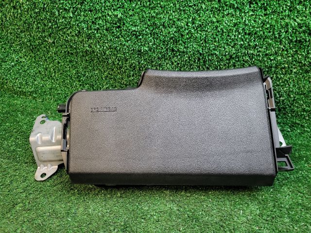 bontott SUZUKI VITARA Bal Térdlégzsák