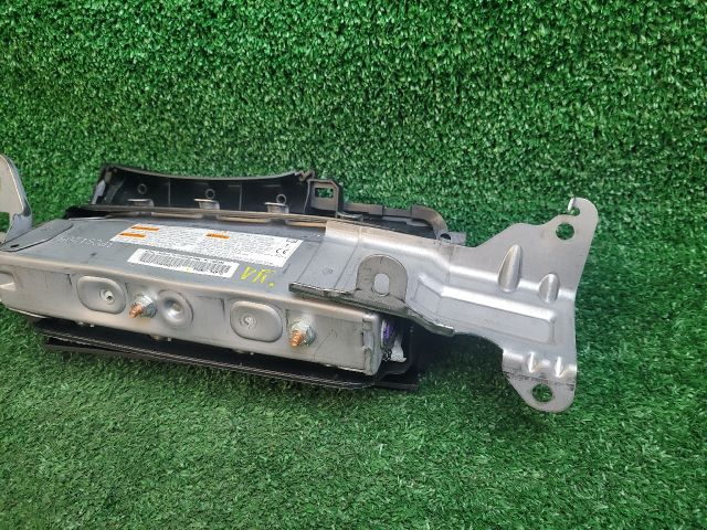 bontott SUZUKI VITARA Bal Térdlégzsák