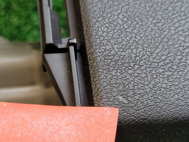 bontott SUZUKI VITARA Bal Térdlégzsák