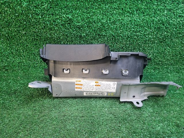 bontott SUZUKI VITARA Bal Térdlégzsák