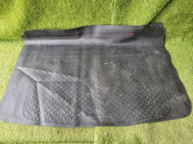 bontott SUZUKI VITARA Csomagtér Tálca