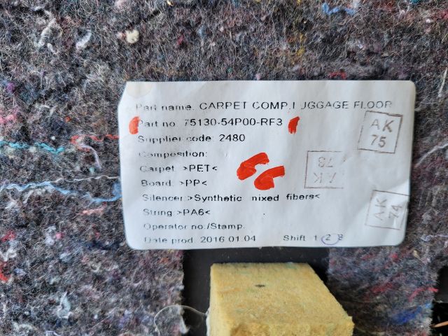 bontott SUZUKI VITARA Csomagtér Tálca