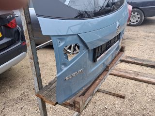 bontott SUZUKI VITARA Csomagtérajtó (Részeivel)