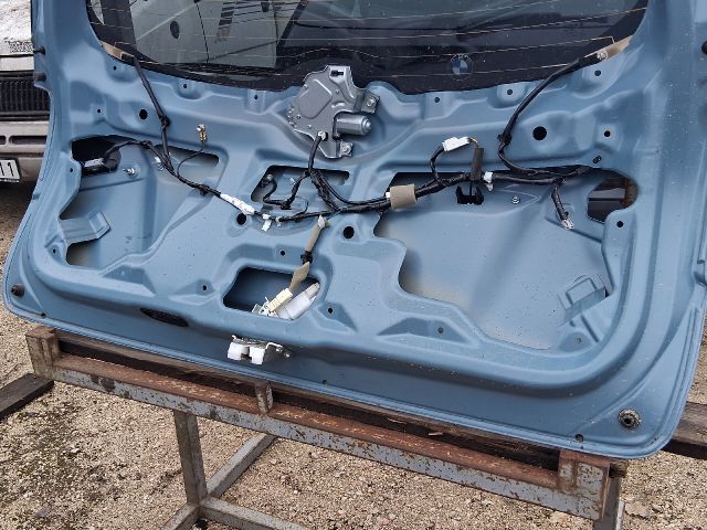 bontott SUZUKI VITARA Csomagtérajtó (Részeivel)