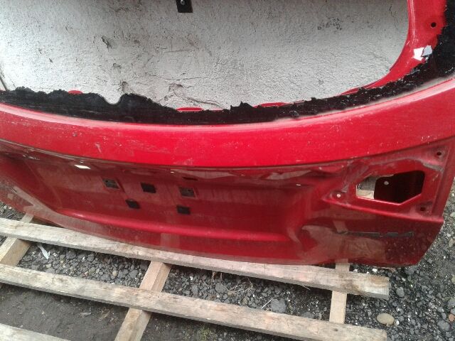 bontott SUZUKI VITARA Csomagtérajtó (Üres lemez)