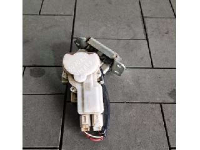 bontott SUZUKI VITARA Csomagtérajtó Zárszerkezet