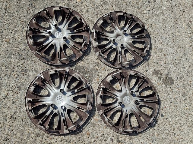 bontott SUZUKI VITARA Dísztárcsa (1 db)