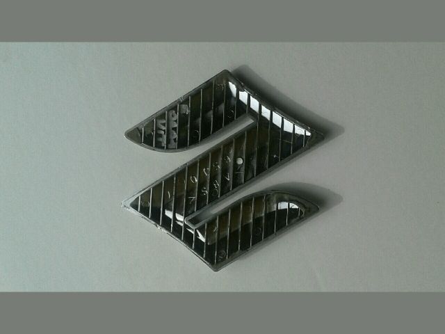 bontott SUZUKI VITARA Első Embléma