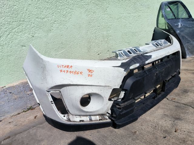 bontott SUZUKI VITARA Első Lökhárító (Részeivel)