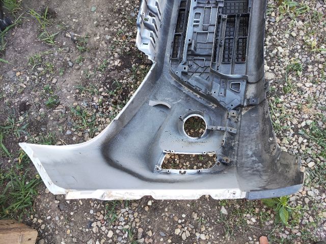 bontott SUZUKI VITARA Első Lökhárító (Részeivel)