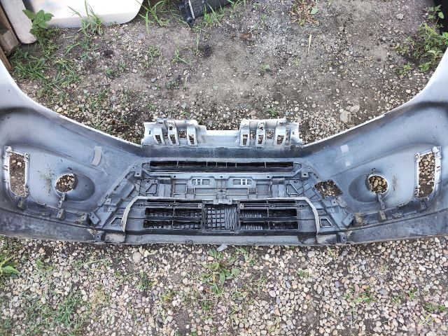 bontott SUZUKI VITARA Első Lökhárító (Részeivel)