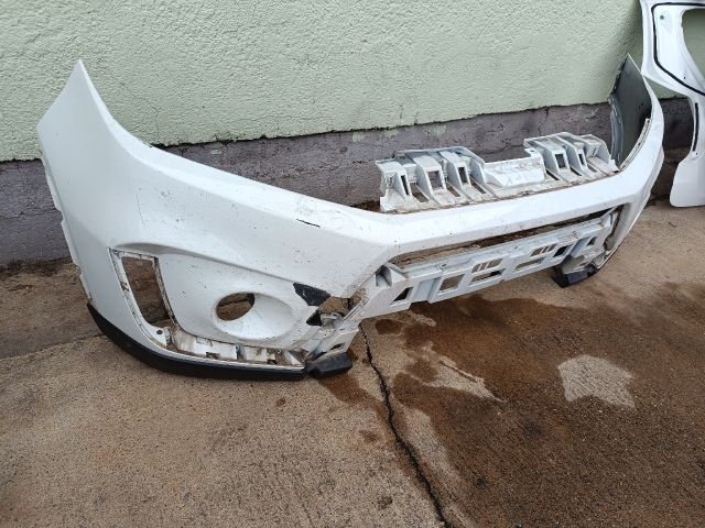 bontott SUZUKI VITARA Első Lökhárító (Részeivel)