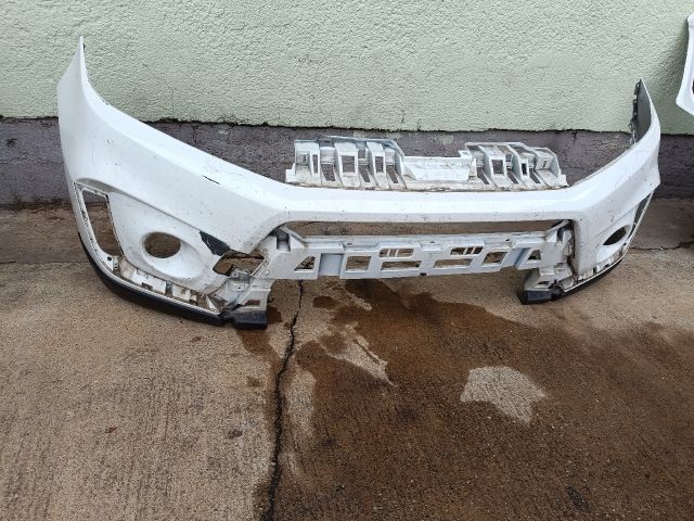 bontott SUZUKI VITARA Első Lökhárító (Részeivel)