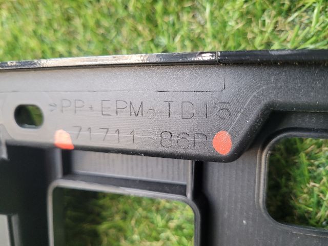 bontott SUZUKI VITARA Első Lökhárító (Üresen)