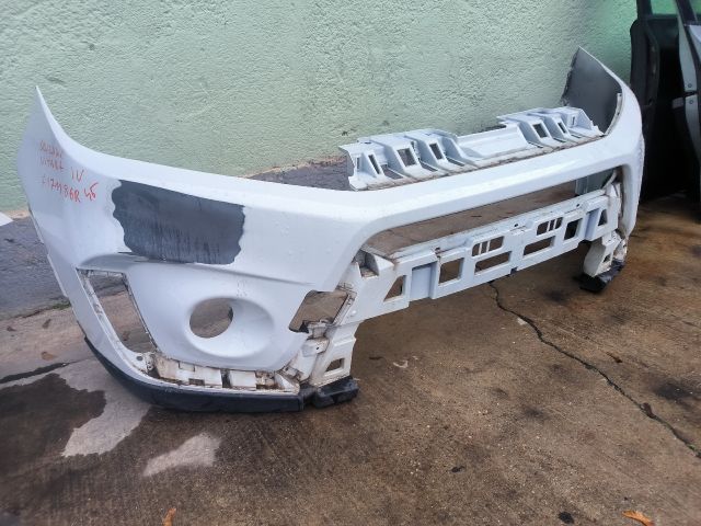 bontott SUZUKI VITARA Első Lökhárító (Üresen)