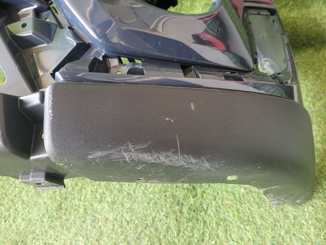 bontott SUZUKI VITARA Első Lökhárító (Üresen)