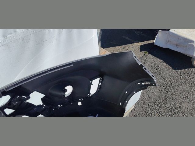 bontott SUZUKI VITARA Első Lökhárító (Üresen)