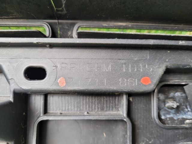 bontott SUZUKI VITARA Első Lökhárító (Üresen)