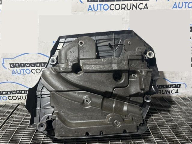 bontott SUZUKI VITARA Felső Hűtőburkolat