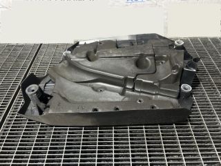 bontott SUZUKI VITARA Felső Hűtőburkolat